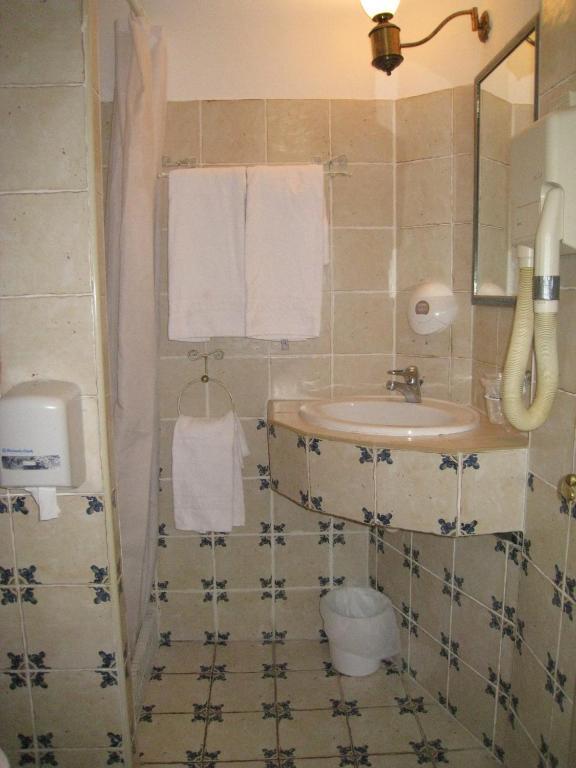 Riviera Villefranche Hotel Room photo